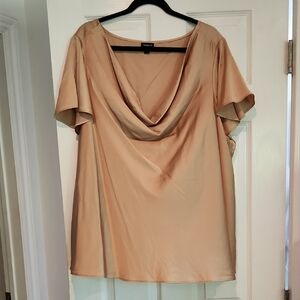 Torrid Sz 3 Gold Blouse **Minor Pin Size Stains